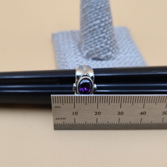 Size 7.75 Sterling Silver Unique Design Cubic Zirconia Gems Ring A6024 - Picture 9 of 10